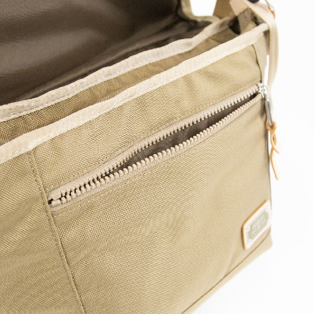 AS2OV アッソブ EXCLUSIVE BALLISTIC NYLON MESSENGER BAG 061327-12