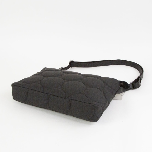 VIA DOAN　ヴィアドアン　Parrot　パロット　キルティングショルダーバッグ　1282-4