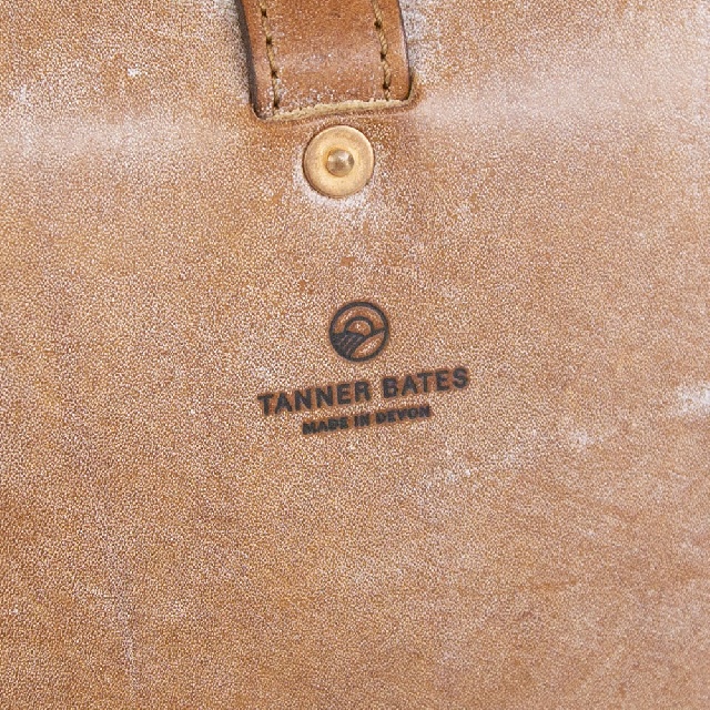 TANNER BATES タナーベイツ オークバーク タンニンレザー トラベルショルダーバッグ  TRAVEL-BAG-6