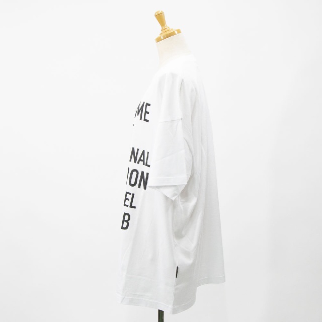 Thomas magpie トーマスマグパイ Tシャツ  “WELCOME TO THE INTERNATIONAL IMAGINATION FANCY STAY HOTEL CLUB” 2252876-2
