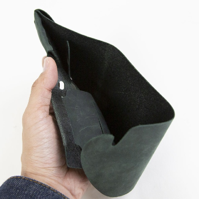 所作 shosaしょさ　ヌバック コンパクトウォレット3.5 CP3.5-B-10