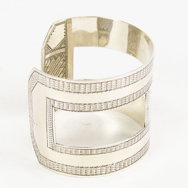 KNOW//MADE TOUAREG JEWELRY H Bangle Wide ノウメイド トゥアレグジュエリー Hバングル ワイド km-b008-4