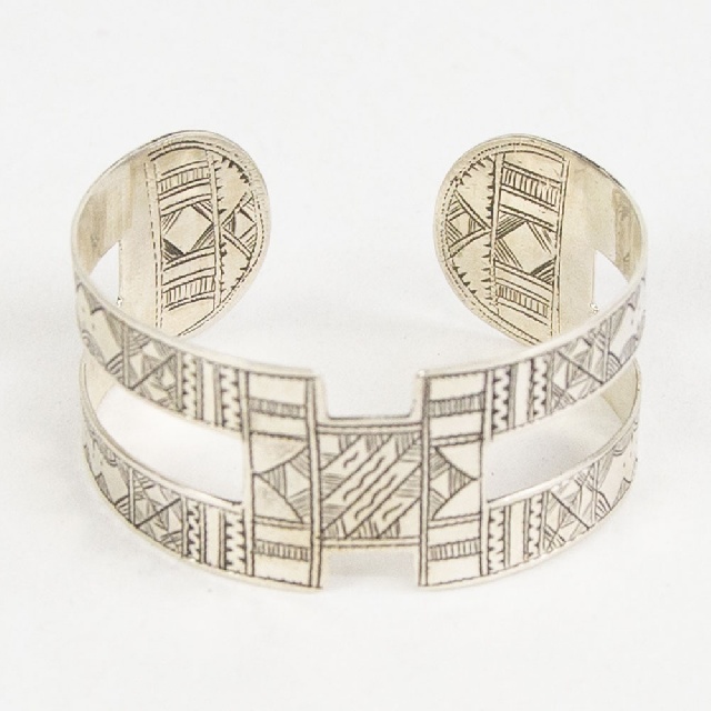 KNOW//MADE TOUAREG JEWELRY H Bangle  ノウメイド トゥアレグジュエリー Hバングル  Km-b003-1
