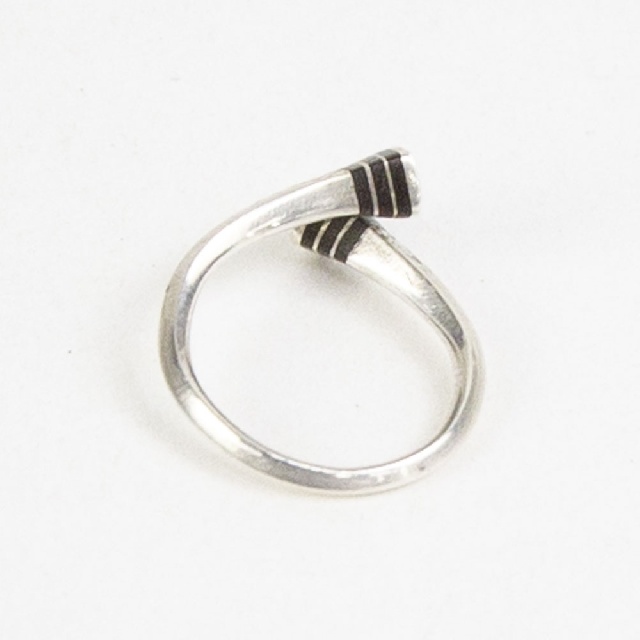 KNOW//MADE TOUAREG JEWELRY Cross Ring ノウメイド トゥアレグジュエリー エボニーウッドクロスリング km-r003-2