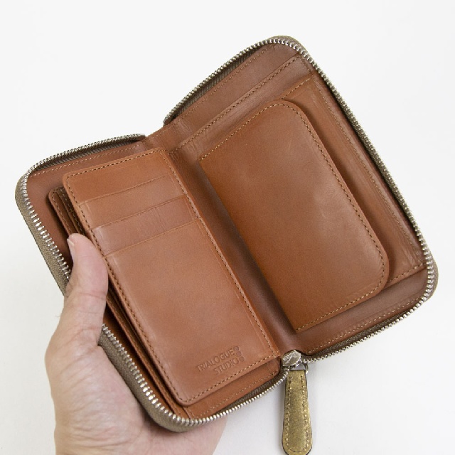 TRIALOGUE　トライアローグ　フォイル　ラウンド　ミドル財布　FO302-6