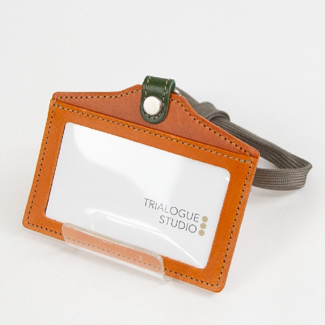 TRIALOGUE  トライアローグ　アルル　レザー　ID  パスケース　AR313-4