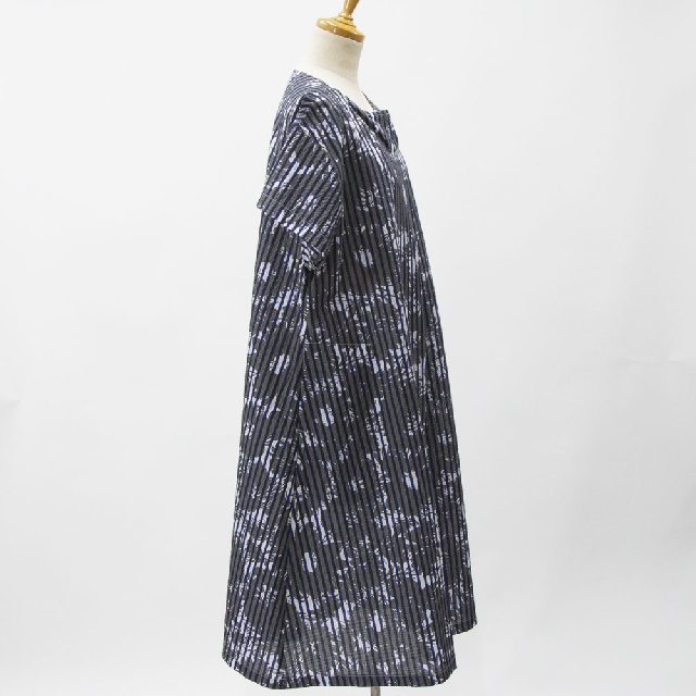Y's for living　ワイズフォーリビング　リップルプリント　スリットネックワンピース　L10-D02-33-6