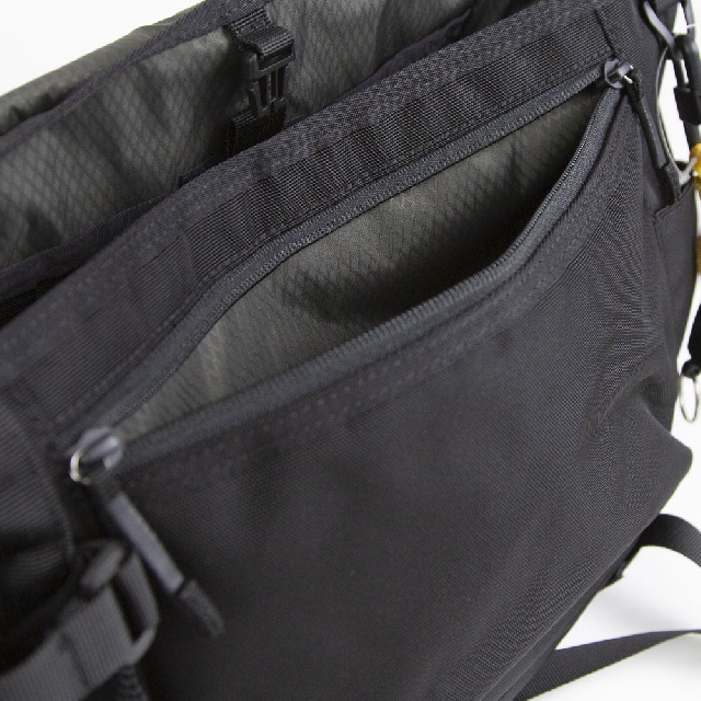 CIE　シー　ABLE　SHOULDER BAG　エイブル　ショルダーバッグ　202401-14
