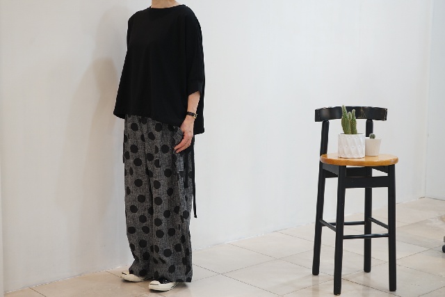 LY's for living　ワイズフォーリビング　リップルプリント　八分丈パンツ　L10-L11-30-7