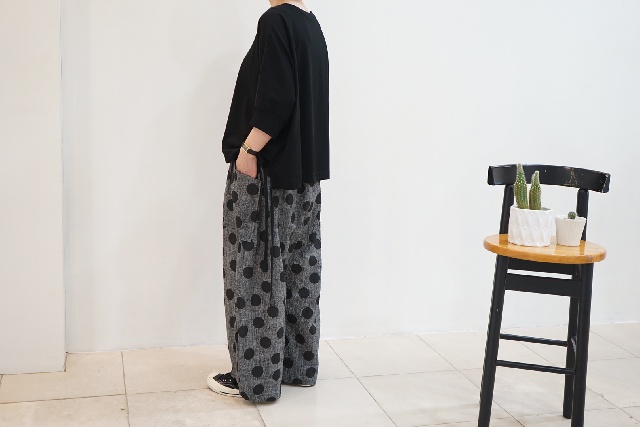 LY's for living　ワイズフォーリビング　リップルプリント　八分丈パンツ　L10-L11-30-8