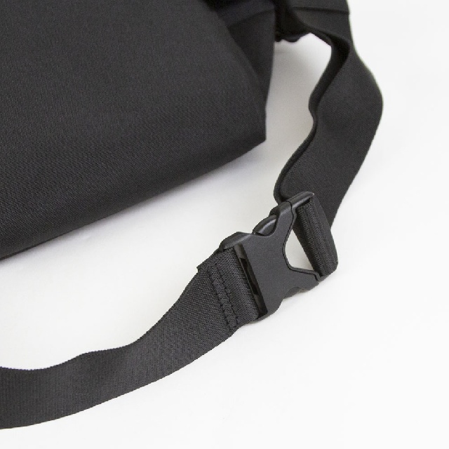 【8月8日新発売】　Cote&Ciel　コートエシエル　ISARAU CARBON　ボディバッグ　29200-7
