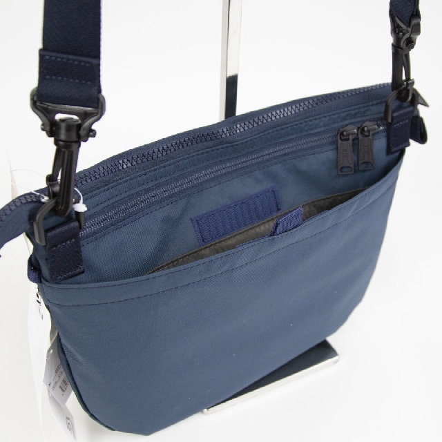 CIE　シー　FLOW FLAT SHOULDER (L)　フローフラット　ショルダー L　022108-10