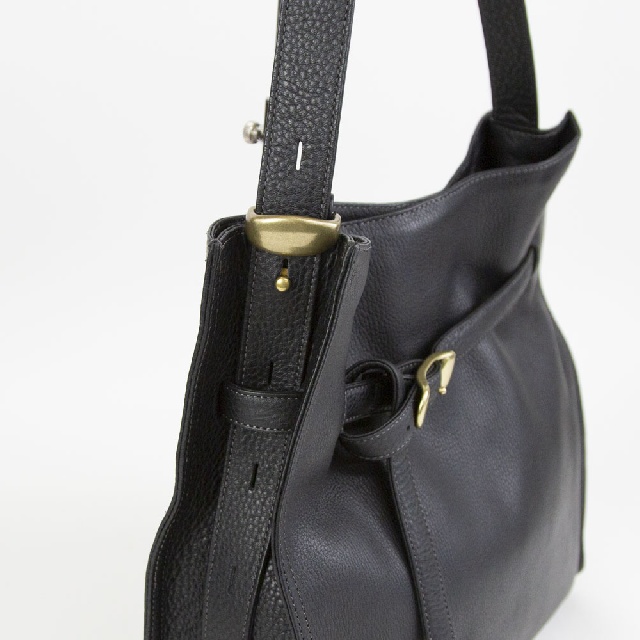 TOFF & LOADSTONE　トフアンドロードストーン　クシィ　SHOULDER BAG(L)　ショルダーバッグ　L　S46-81250-6
