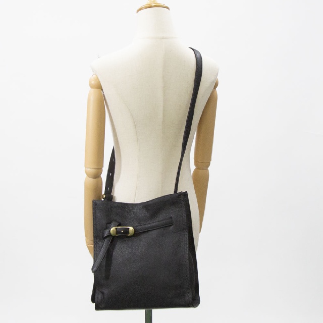 TOFF & LOADSTONE　トフアンドロードストーン　クシィ　レザーショルダーバッグ (M)　S46-81260-10