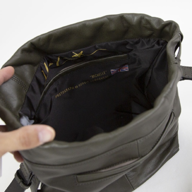 【数量限定　特別仕様】DOUBLE O DESIGNBOOK　ダブルオーデザインブック　フォトグラファーズバッグ　「MICHELLE」　フルホースハイドレザー　ブラックブラス  　SP-AA-VRS-14-10