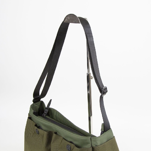 SML　PILOT SHOULDER BAG　エスエムエル　パイロットショルダー　K905053-7