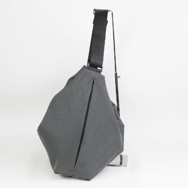 SML　STOMACH SHOULDERBAG(L)　エスエムエル　ストマックショルダーL　K905056-3