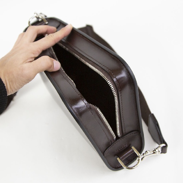 WILD SWANS　ワイルドスワンズ　SADDLE PULL UP　COLLIER　SHOULDER BAG　サドルプルアップ　コリアー　ショルダーバッグ　CO-SD-7