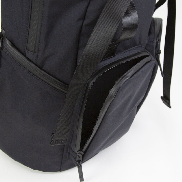 K-3B　ケースリビー　バーニーズ ニューヨーク別注　軽量レインシェルバックパック　703-M3L-10