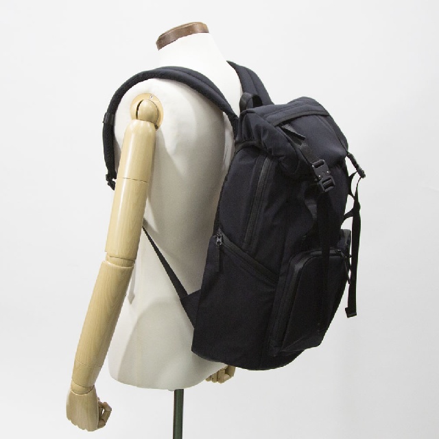 K-3B　ケースリビー　バーニーズ ニューヨーク別注　軽量レインシェルバックパック　703-M3L-17