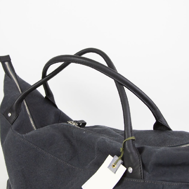 TRIALOGUE STUDIO　トライアローグスタジオ　HOLDALL IN BRILLIANT GRAY　ファスナー ラージ トートバッグ　TT047-5