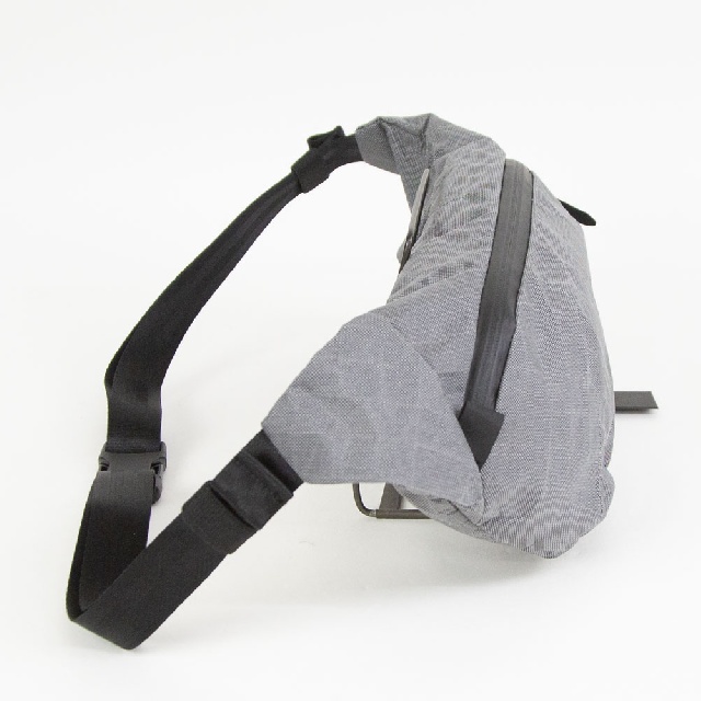 ANINSANE　ULTRA BODY BAG　アンインセイン　ウルトラ ボディー バッグ　UL04-4