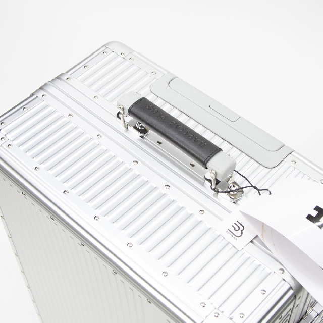 HAPITAS PLUS　ハピタスプラス　アルミ スーツケース M　HPL1158-M-5