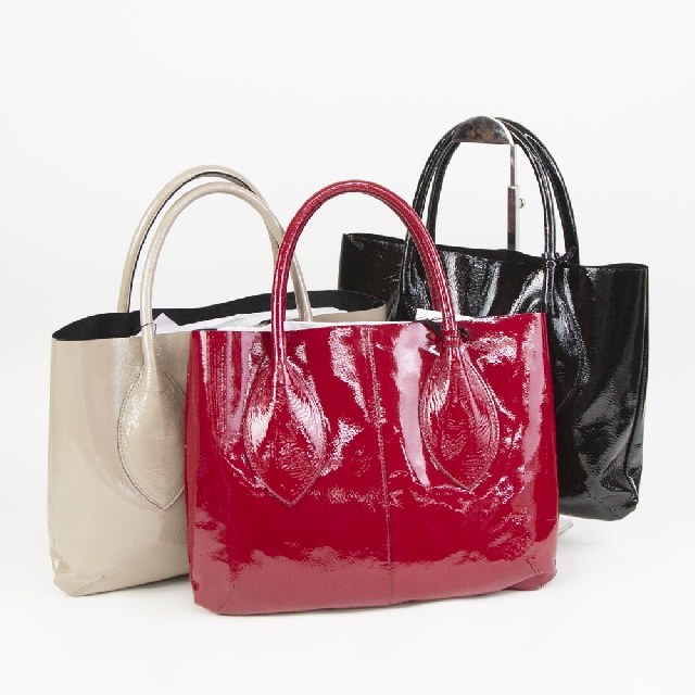 MUZICA　ムジカ　エナメル　A4　手提げ　170091-0