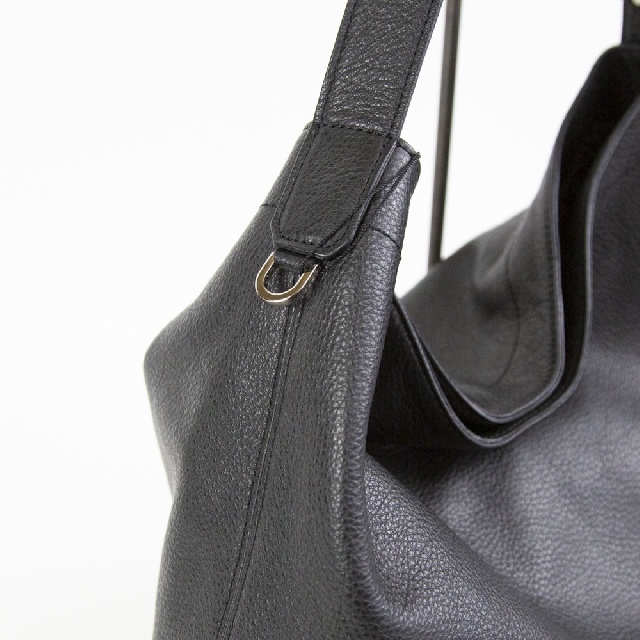 HERGOPOCH　エルゴポック　ソフトシュリンクレザー　アジャスターショルダーバッグ  TC-AS-7