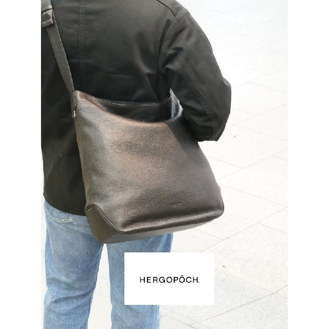 HERGOPOCH　エルゴポック　ソフトシュリンクレザー　アジャスターショルダーバッグ  TC-AS-16
