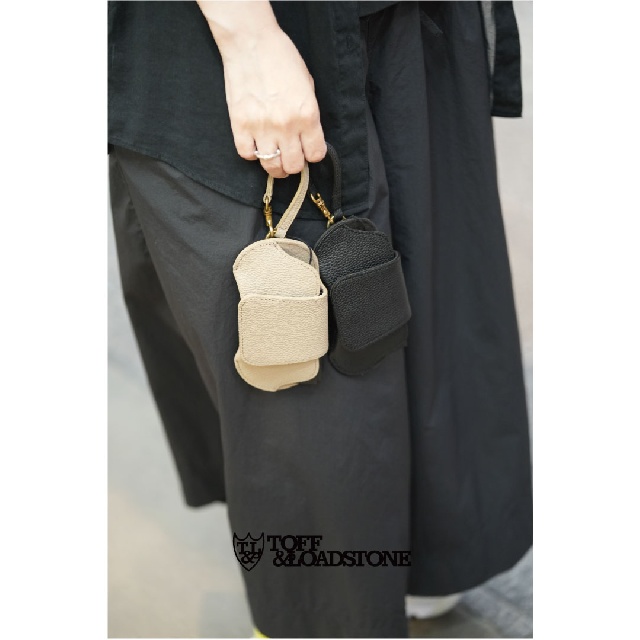 TOFF & LOADSTONE　トフアンドロードストーン　ライトシュリンク　アイウェアケース　R97-01460-10