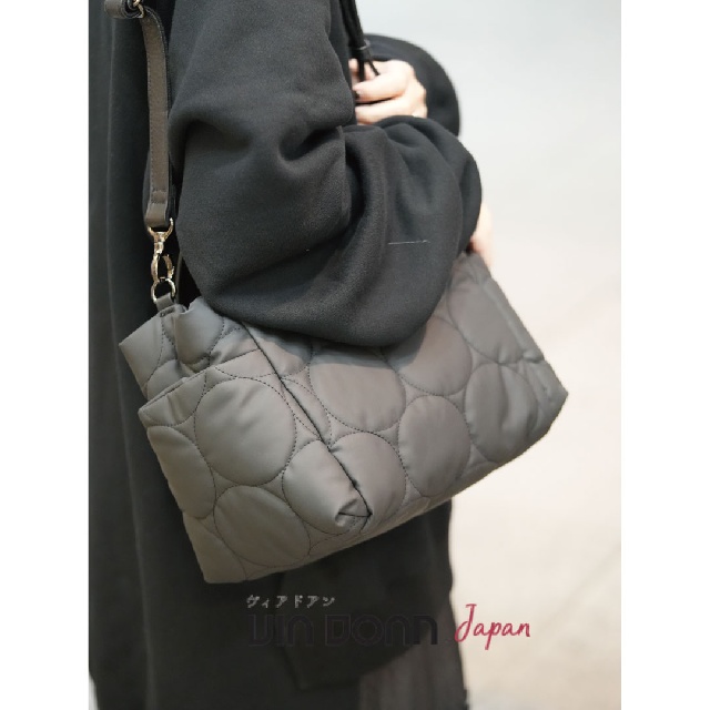 VIA DOAN　ヴィアドアン　Parrot　パロット　角型 2Wayトートバッグ　1297-15