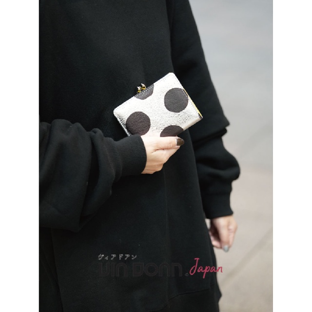 VIA DOAN　ヴィアドアン　Roco　ロコ　ガマ折財布　562-8