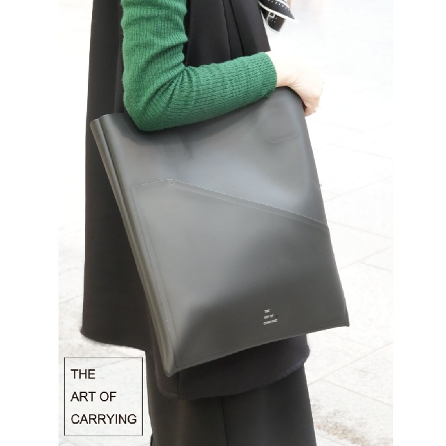 THE ART OF CARRYING　ジアートオブキャリング　PAPER A トートバッグ　224500212-13