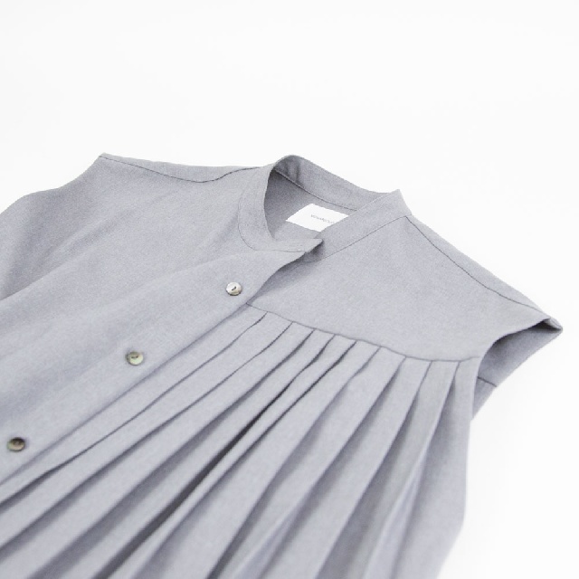 MIDIUMISOLID　ミディウミソリッド　アシンメトリープリーツノースリーブワンピース　1-15211161-9