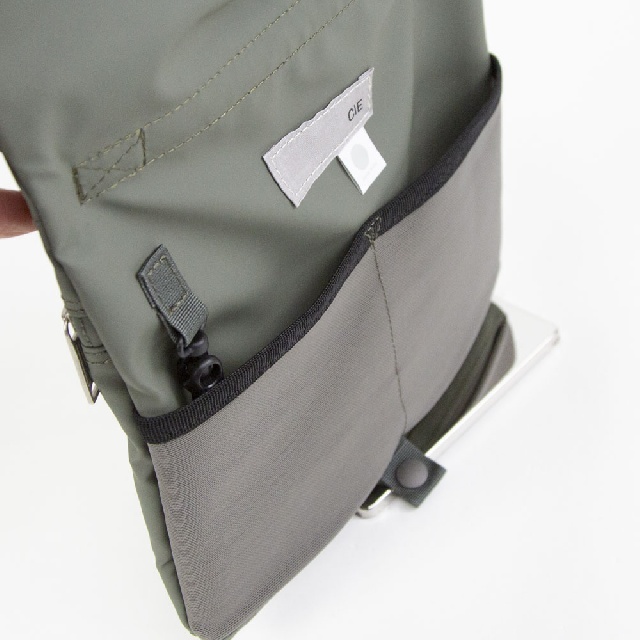 CIE　シー　GRID3　BUTTERFLY SACOCHE M　グリッドスリー バタフライ サコッシュ　032077-11