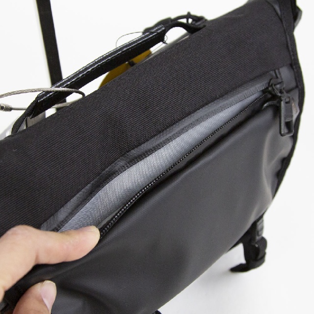 AS2OV　BLEISURE　TRAVEL SHOULDER 　アッソブ　ブレジャー　トラベルショルダー　152556-7