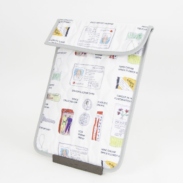 A SCENE × CONVENIENCE YOUNG　エーシーン × コンビニエンスヤング　Gadget sleeve　ガジェットスリーブ　CY04-001-0