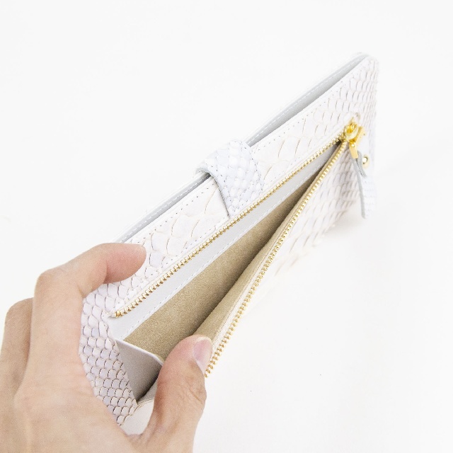 VIA DOAN　ヴィアドアン　Bran python　ブランパイソン　薄マチ長財布　464-5