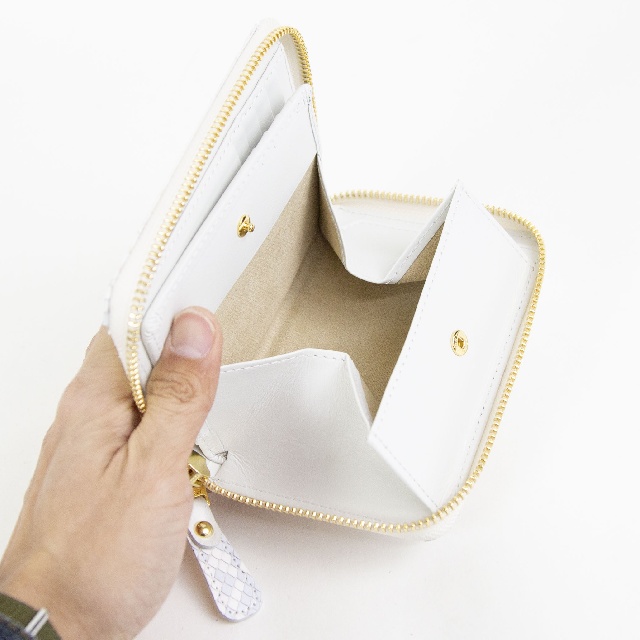 VIA DOAN　ヴィアドアン　Bran python　ブランパイソン　ラウンド折財布　450-7