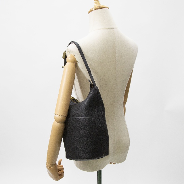 TOFF & LOADSTONE　トフアンドロードストーン　コクーン ワンショルダー バッグ　S46-81800-11
