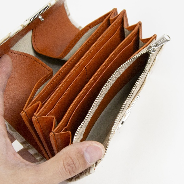 isola　アイソラ　サングリア　コルシア　ショート三段錠　3109-7